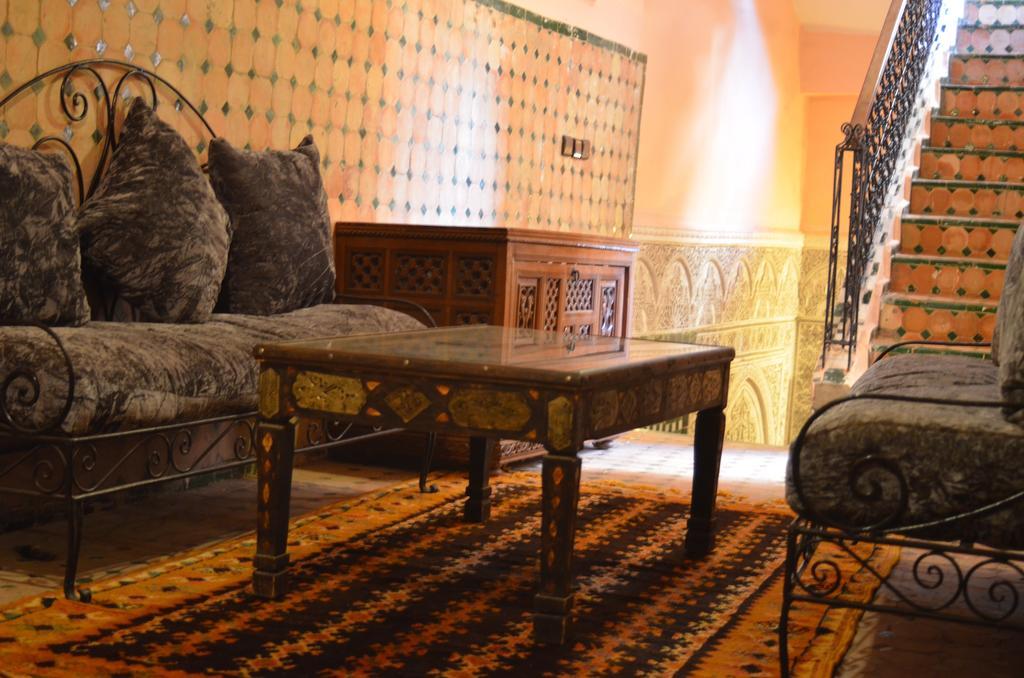 Riad Selma Bed & Breakfast แมกเนส ภายนอก รูปภาพ